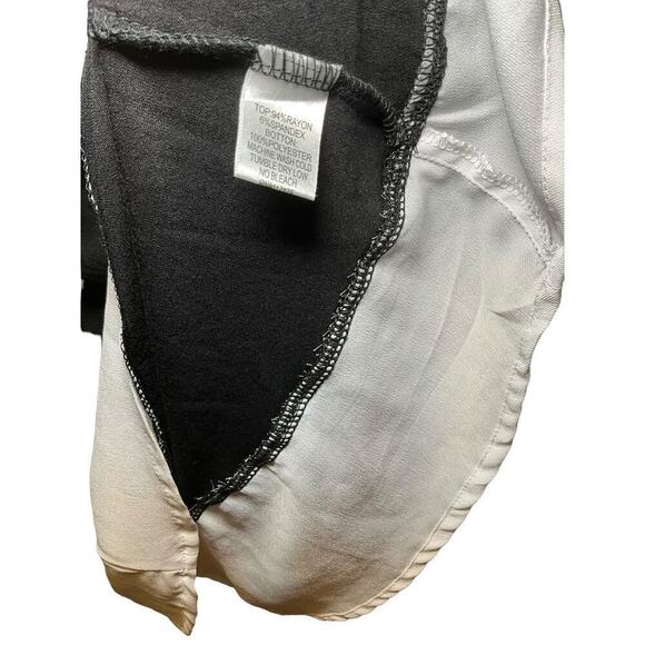 Kenar Top Women's Medium Black Rayon Stretch Round Neck Long Sleeve Back Zip - Picture 3 of 5